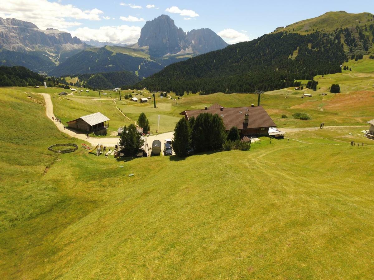 Rifugio Fermeda Hutte Santa Cristina Val Gardena Exterior foto